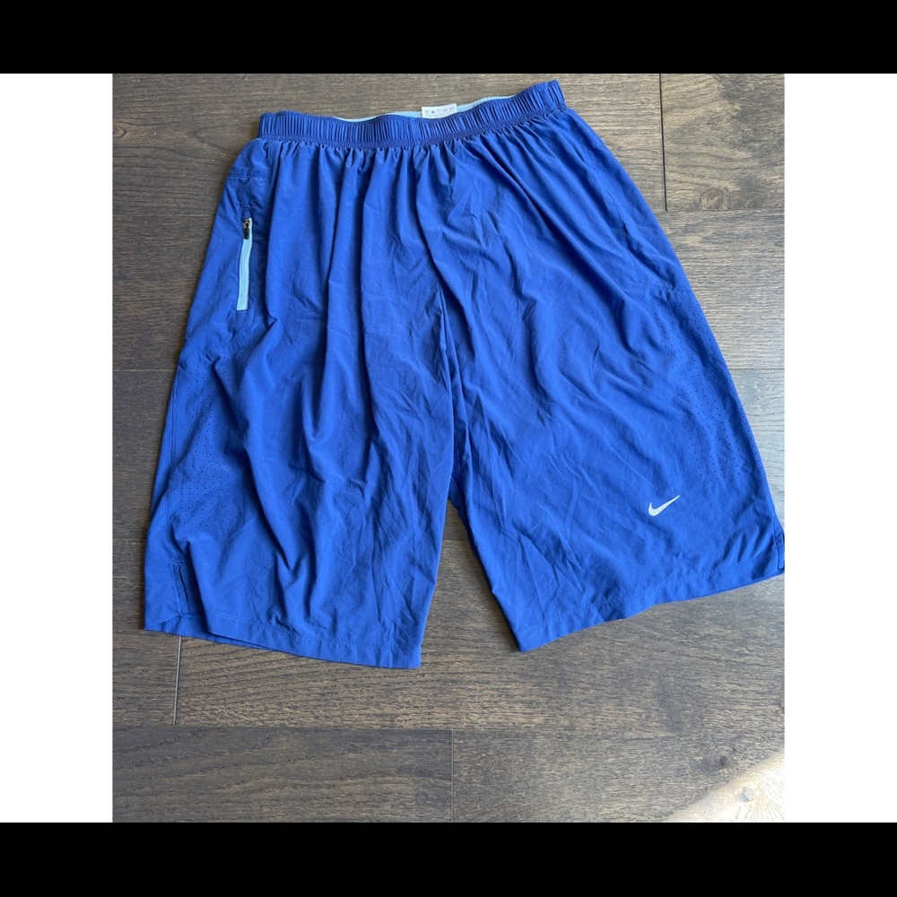 Nike Dri-Fit Men’s Shorts Lined Preowned Size L